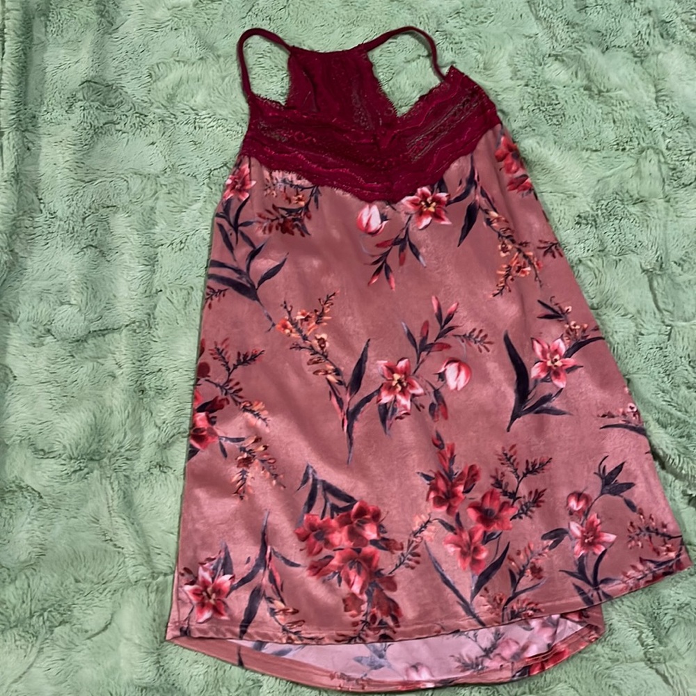 Floral tank